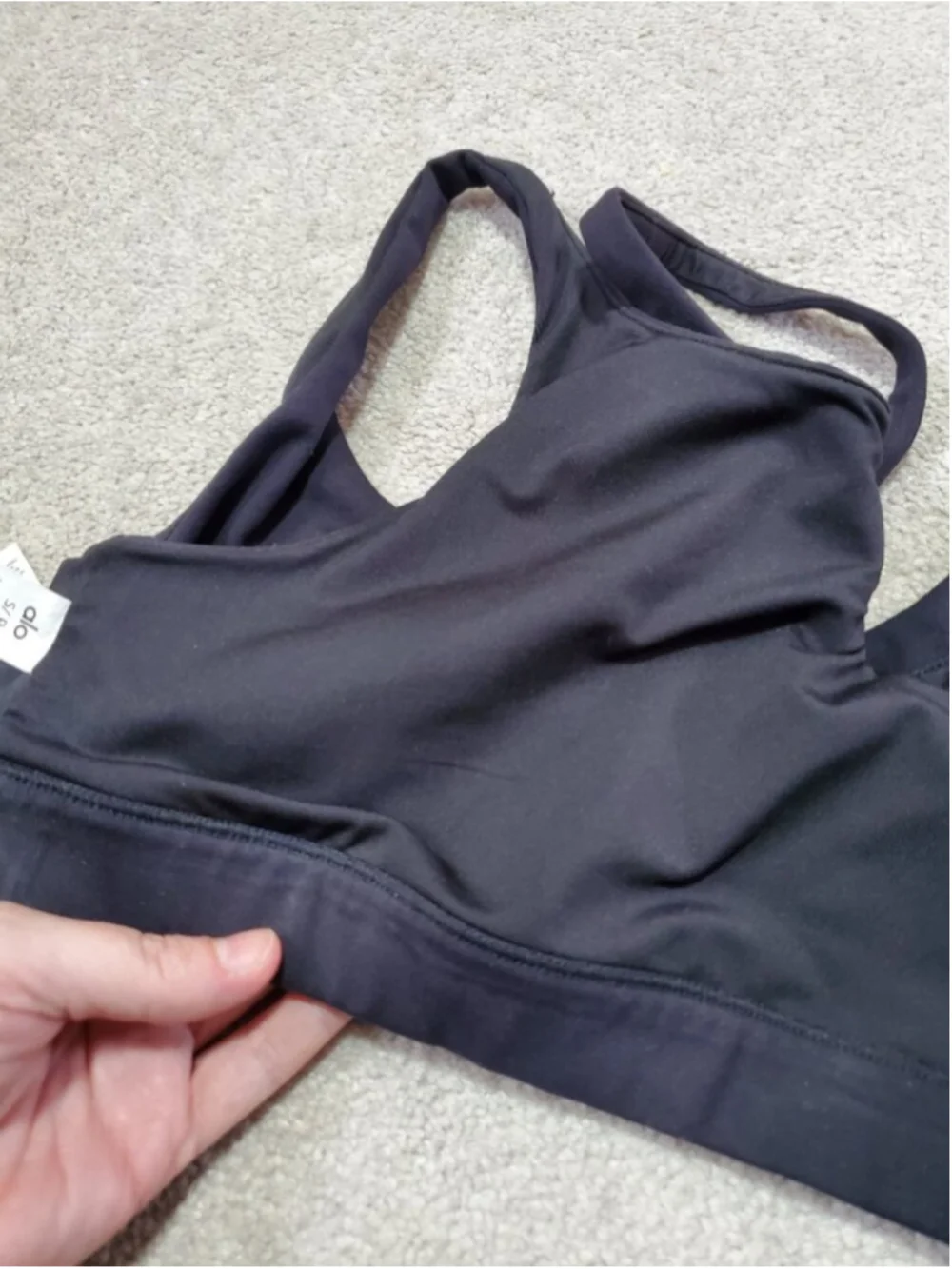 ALO YOGA Peak Sports Bra Black Small Stretch Cut-Out Gym Workout Activewear